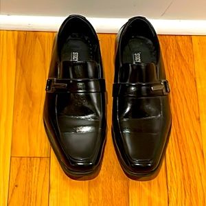 Boys black dress shoes Stacy Adams size 4.5
